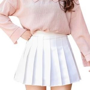 SOLD — YesStyle White Pleated Mini Skort